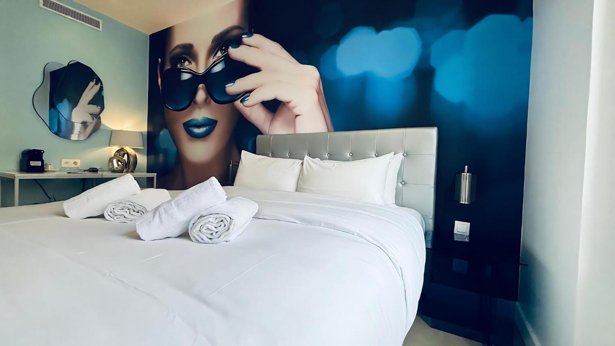Le Glam'S Hotel Париж Экстерьер фото